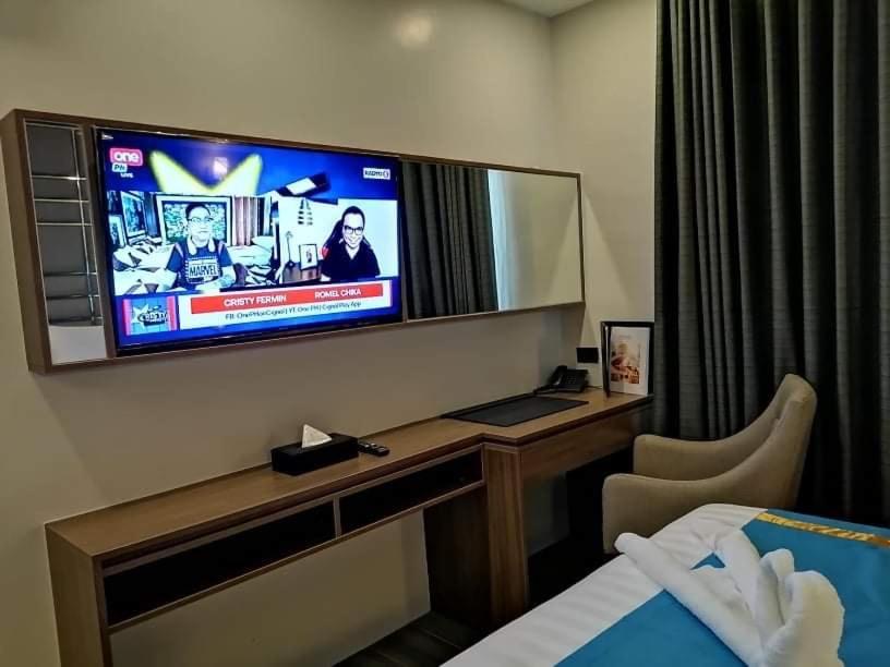El Vistra Hotel อังเฮเลส ภายนอก รูปภาพ