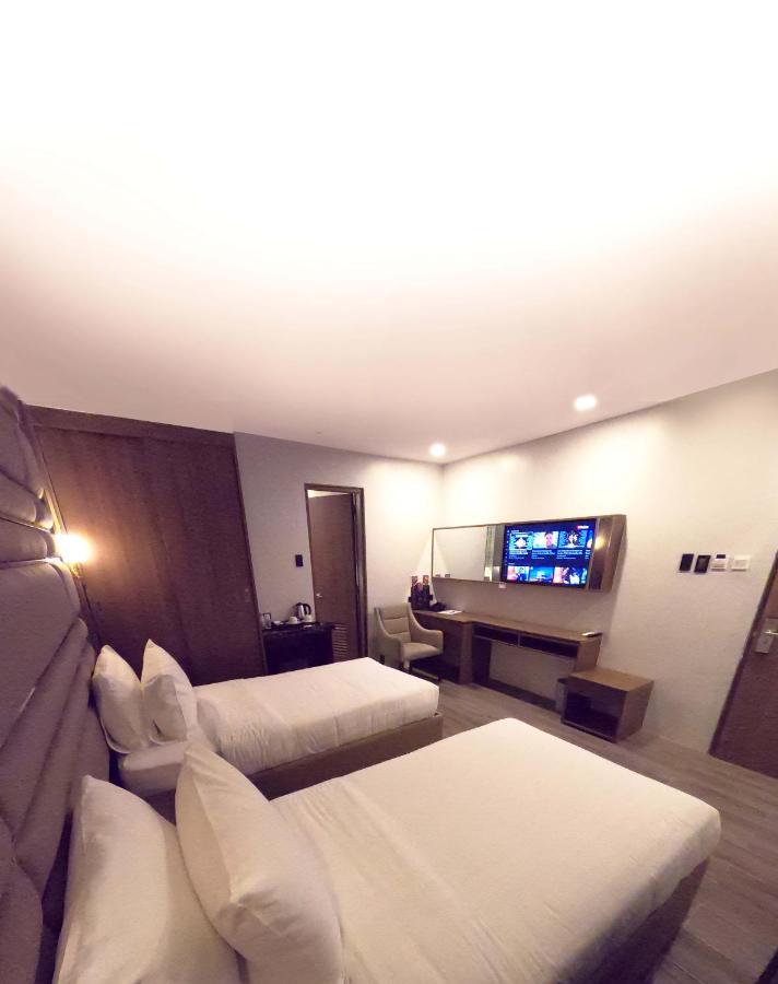 El Vistra Hotel อังเฮเลส ภายนอก รูปภาพ