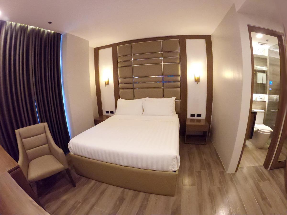 El Vistra Hotel อังเฮเลส ภายนอก รูปภาพ