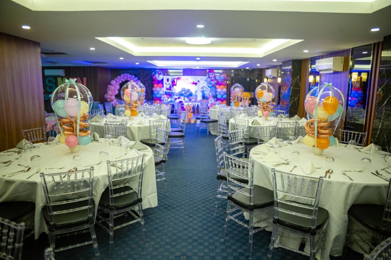 El Vistra Hotel อังเฮเลส ภายนอก รูปภาพ
