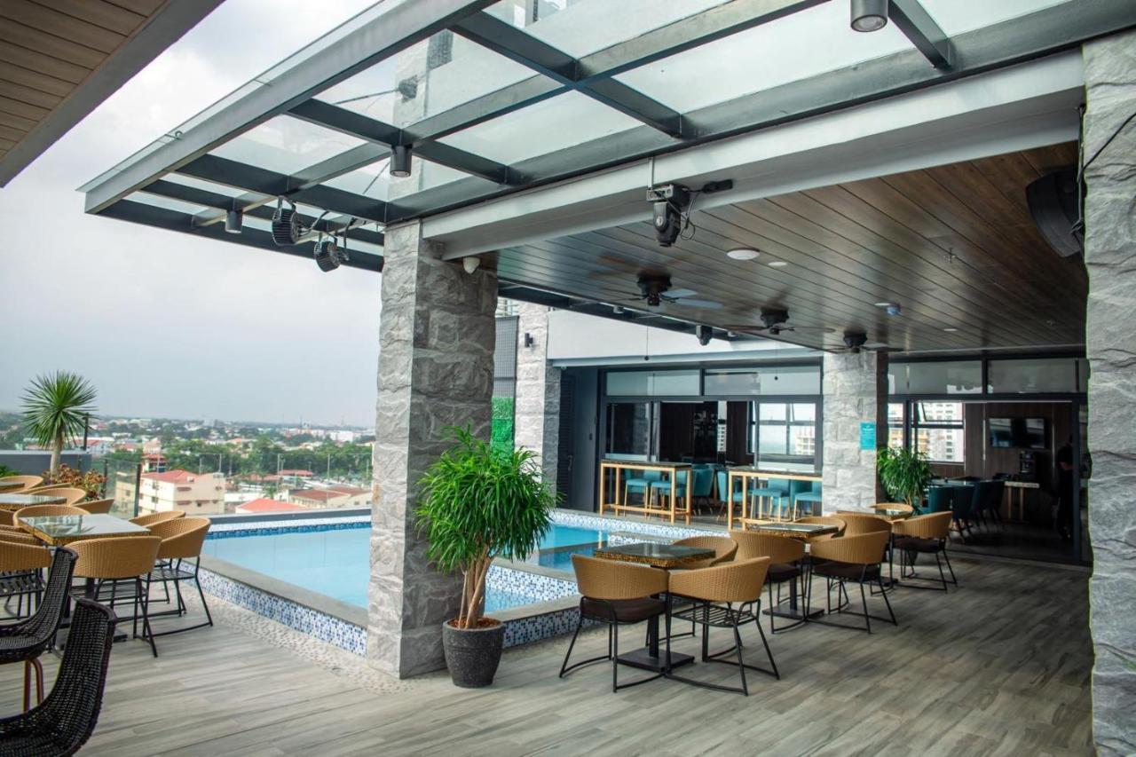 El Vistra Hotel อังเฮเลส ภายนอก รูปภาพ