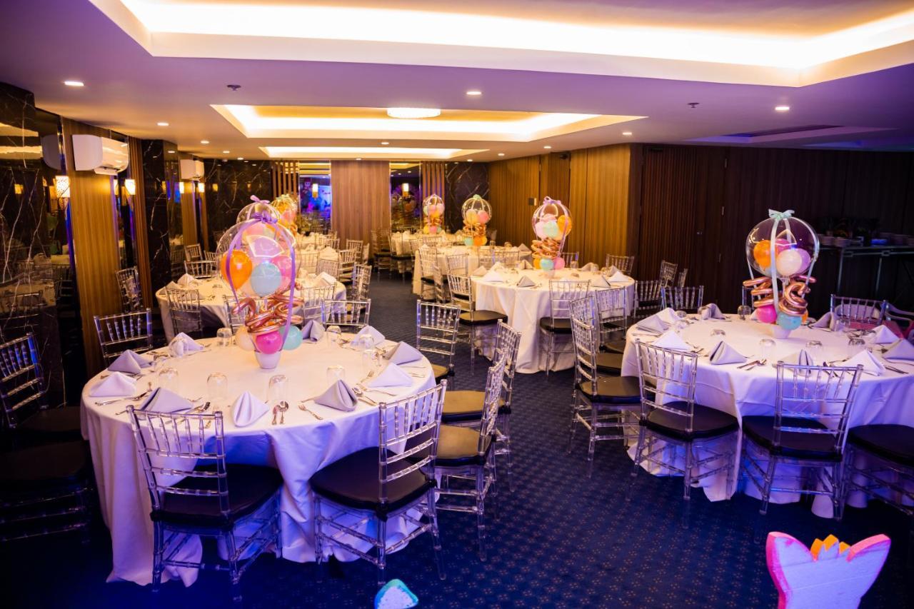 El Vistra Hotel อังเฮเลส ภายนอก รูปภาพ