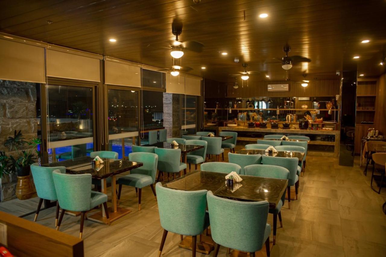 El Vistra Hotel อังเฮเลส ภายนอก รูปภาพ