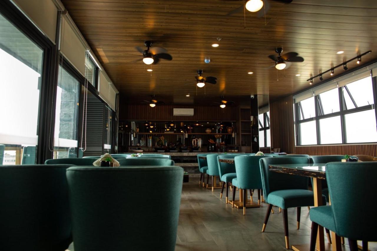El Vistra Hotel อังเฮเลส ภายนอก รูปภาพ
