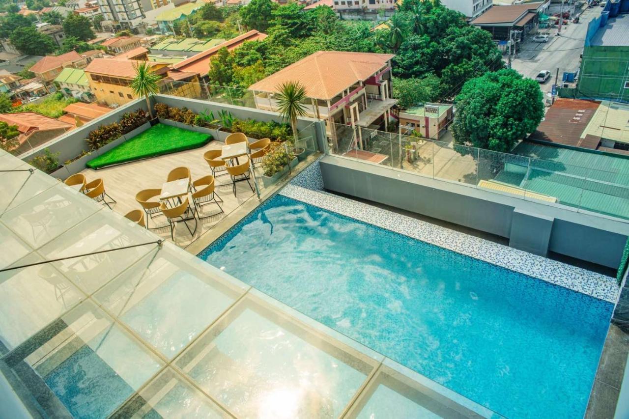 El Vistra Hotel อังเฮเลส ภายนอก รูปภาพ